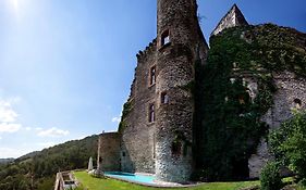 Chambre d'Hôtes au Château de Belcastel